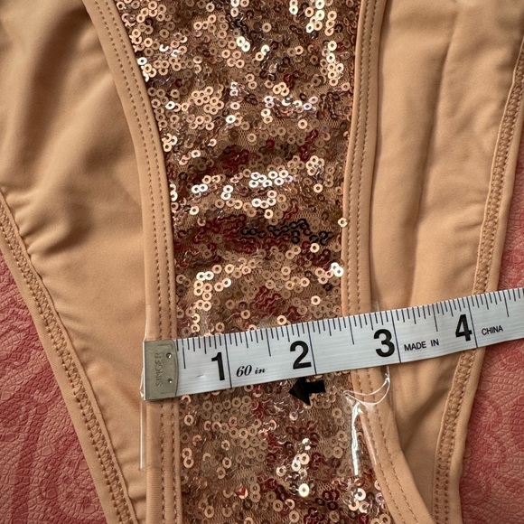🤩🤩NWT FASHION NOVA ROSE GOLD SEQUIN ONE PIECE OPEN BACK SWIMSUIT/BODYSUIT🤩🤩 - Picture 7 of 7